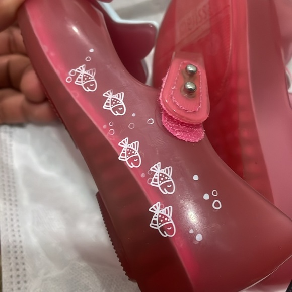 Mini Melissa - Picture 3 of 4